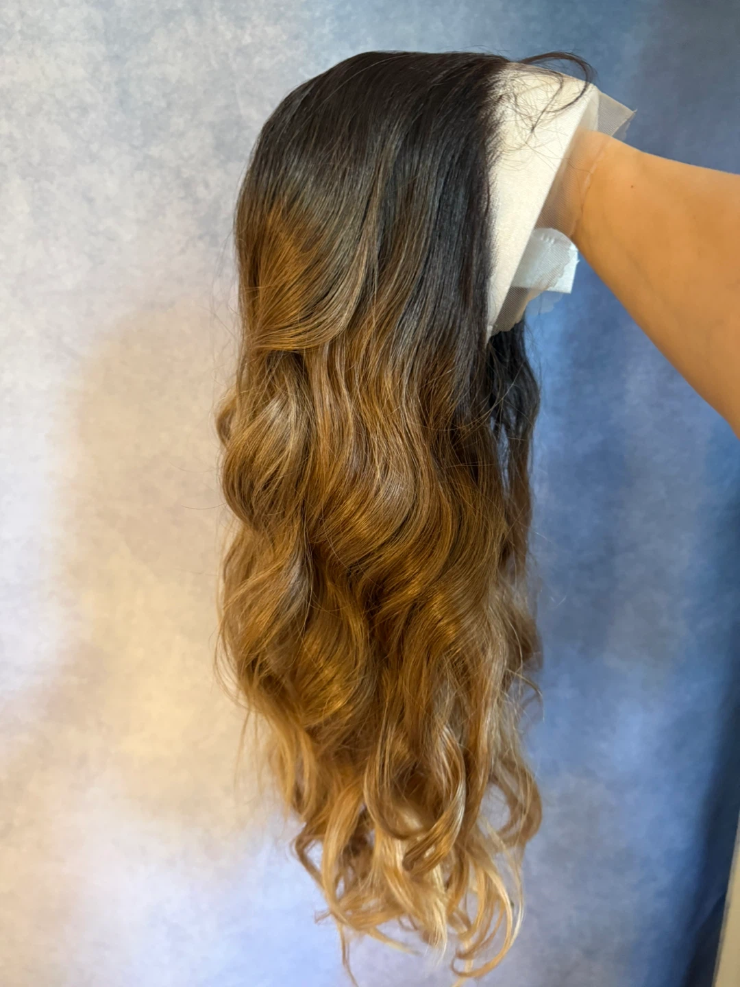 Ombré Wig, lace front, new never worn, synthetic - photo 2