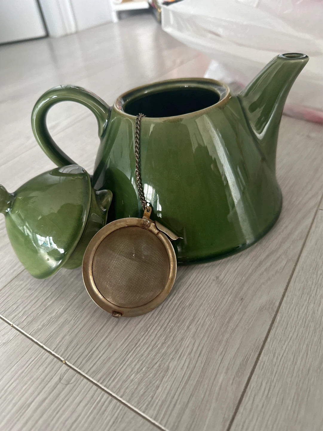 Green Ceramic Teapot, Sugar Bowl, and Creamer Set - photo 4