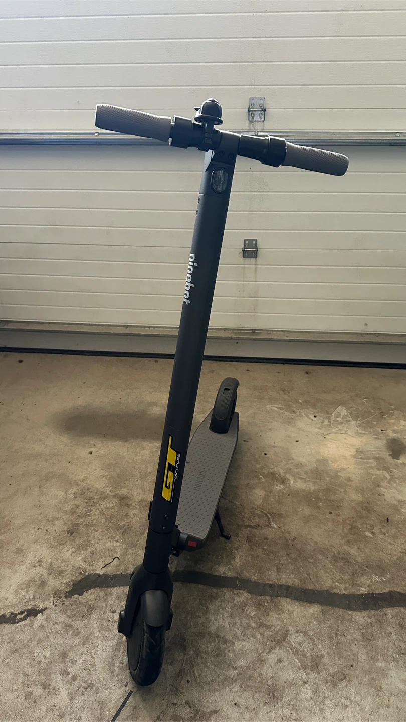 E22 Segway Scooter