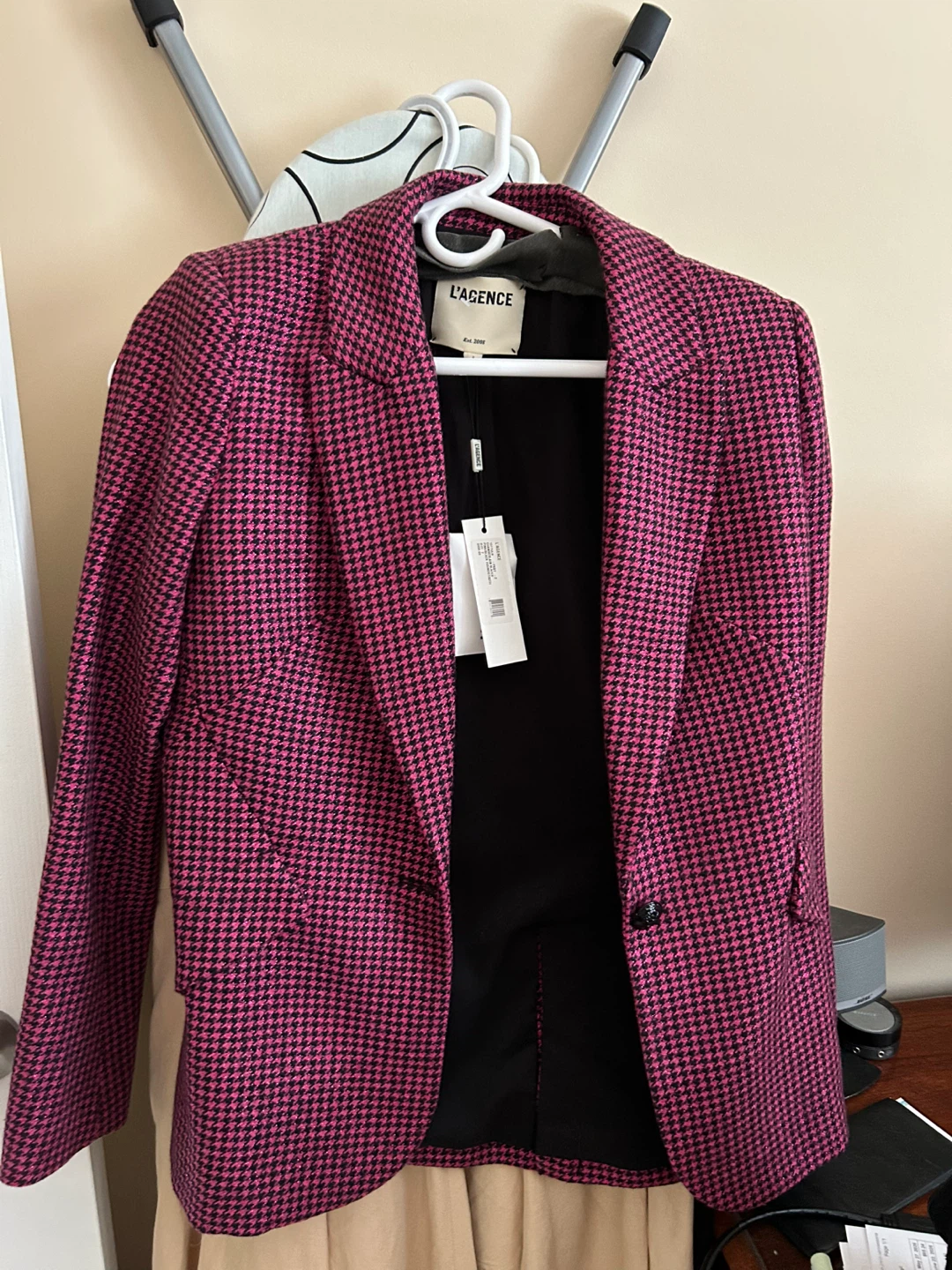Brand new L'AGENCE Pink/Black  Chamberlain Blazer - Size 2
