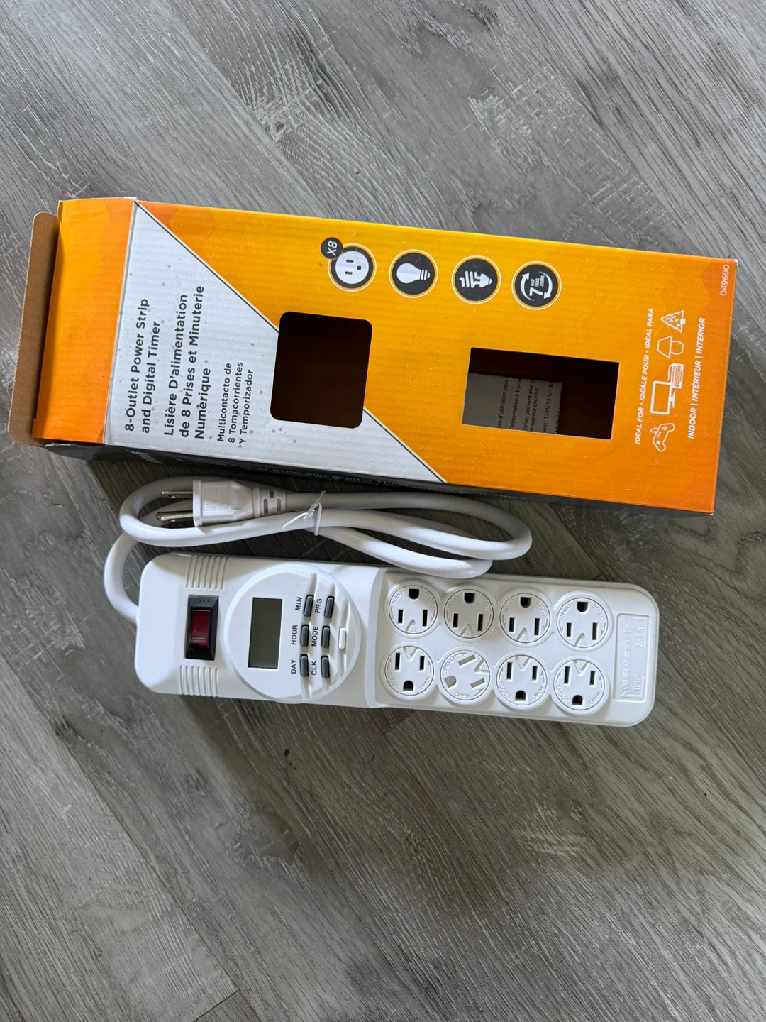 Woods 8-Outlet Power Strip with Digital Timer
