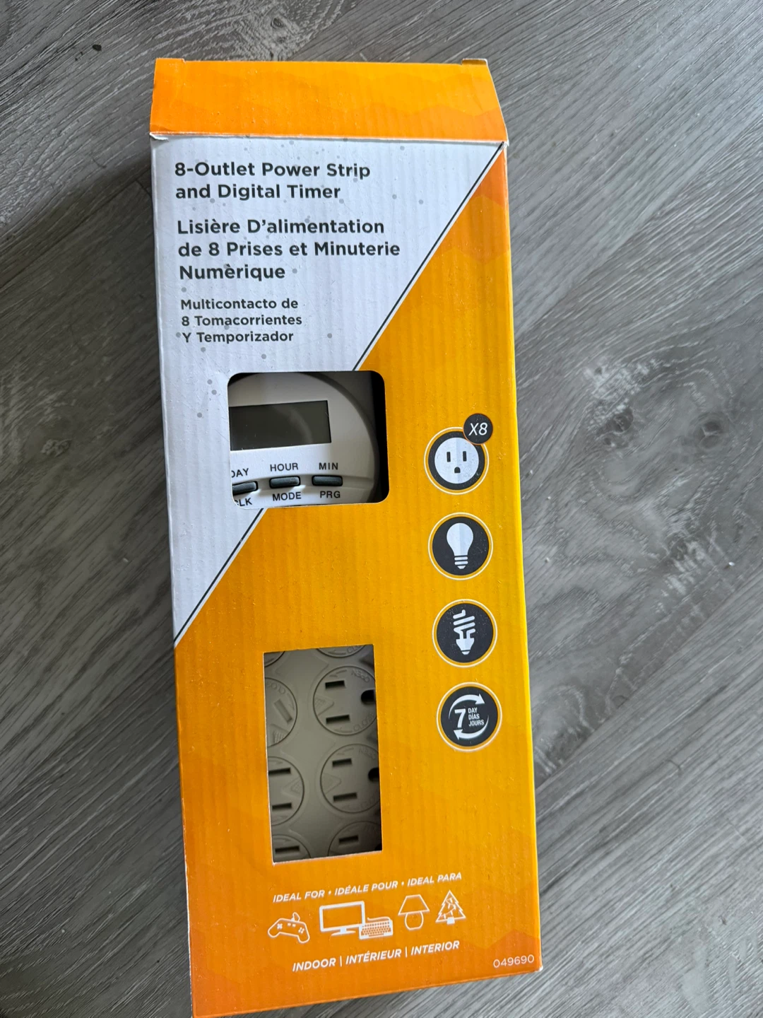 Woods 8-Outlet Power Strip with Digital Timer - photo 3