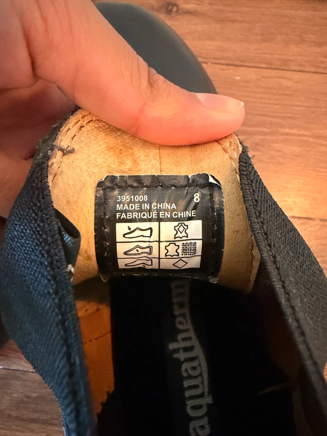 Black Aquatherm Chelsea Boots - Size 8 - photo 3