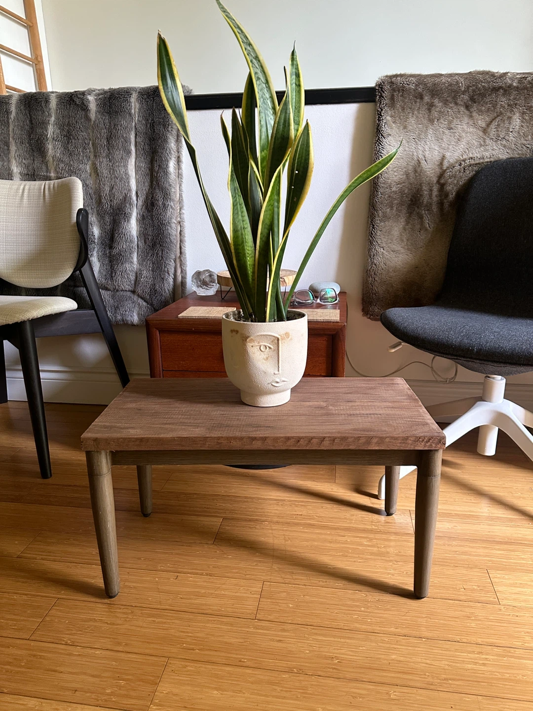 VINTAGE WALNUT RECLAIMED WOOD SIDE COFFEE PLANT STAND TABLE - photo 4