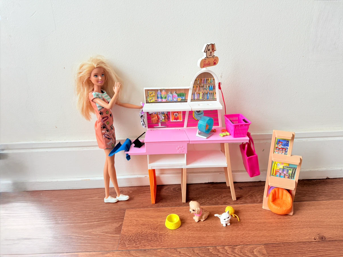 Barbie Pet Vet Playset with Doll and Animals