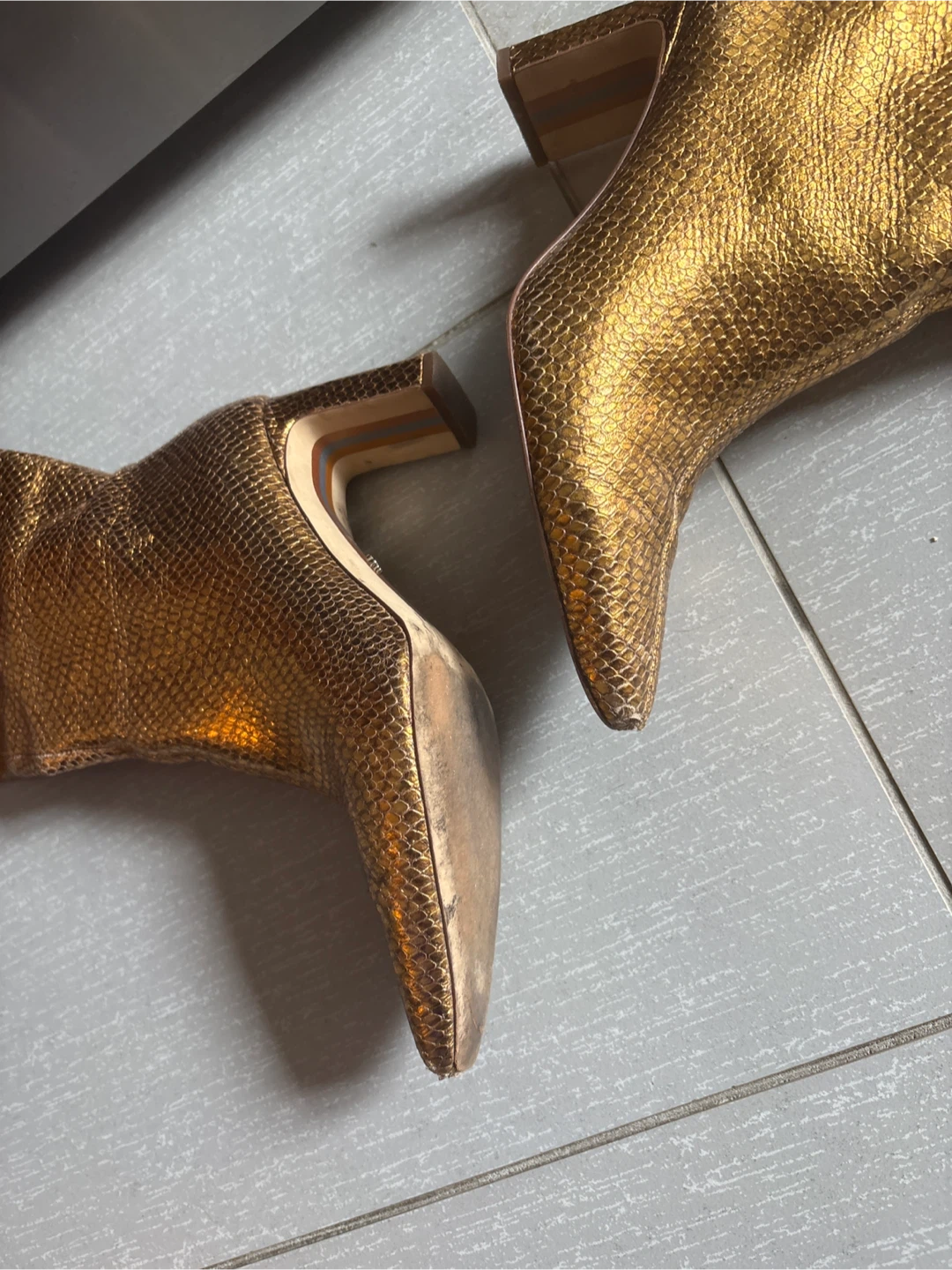 Gold Textured Heeled Boots - photo 2