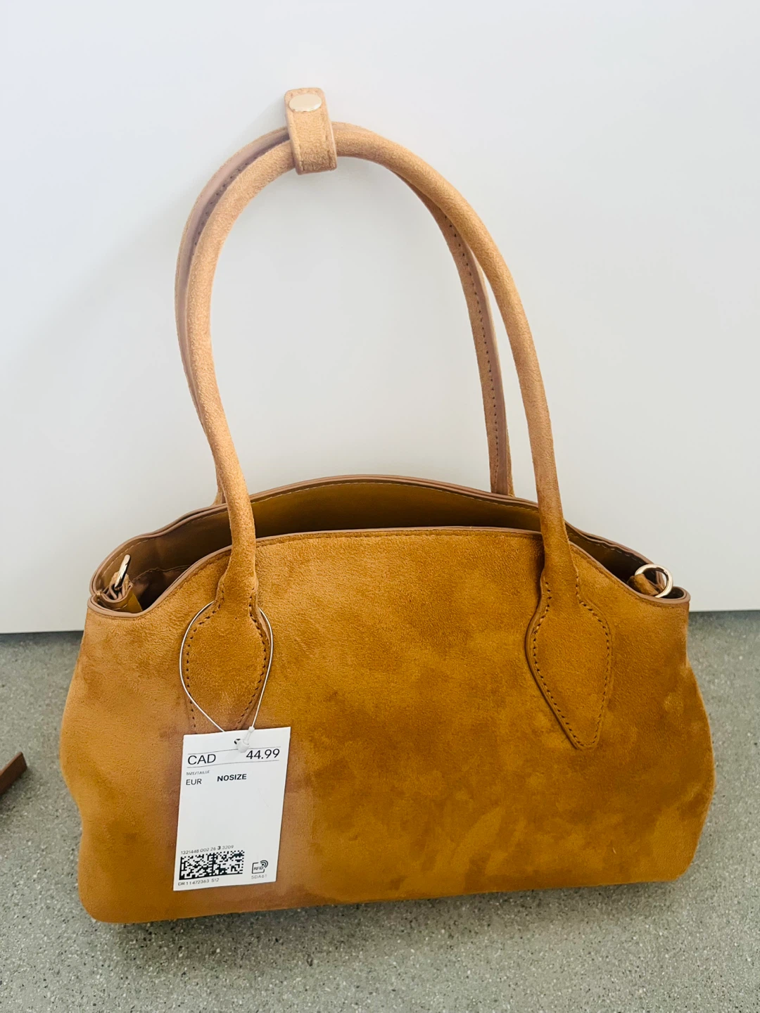 New H&M Dark beige Faux Suede Handbag with Strap - photo 3