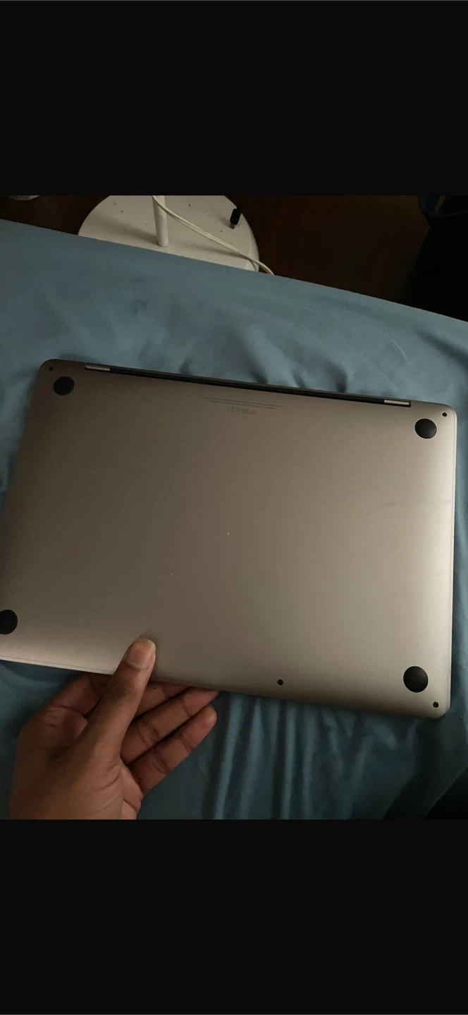 MacBook pro 2M1