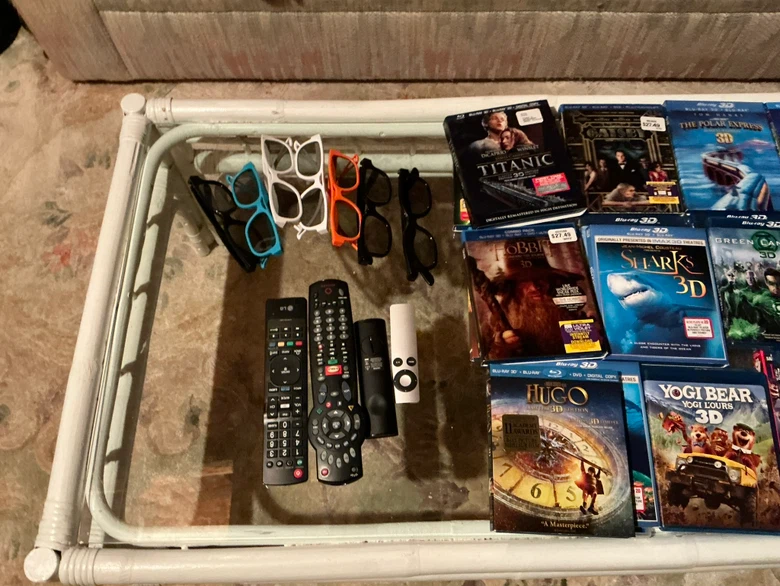 3D TV and 40 Blue Ray 3D movies (some never used - photo 2