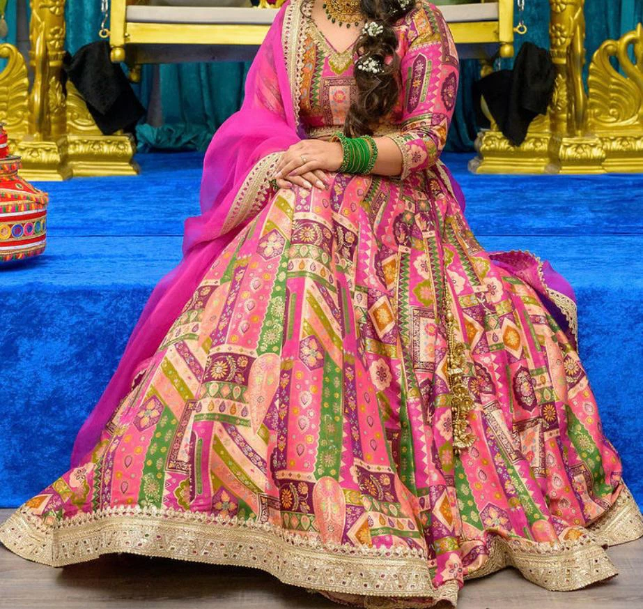 Pink & Green Printed Lehnga - photo 2