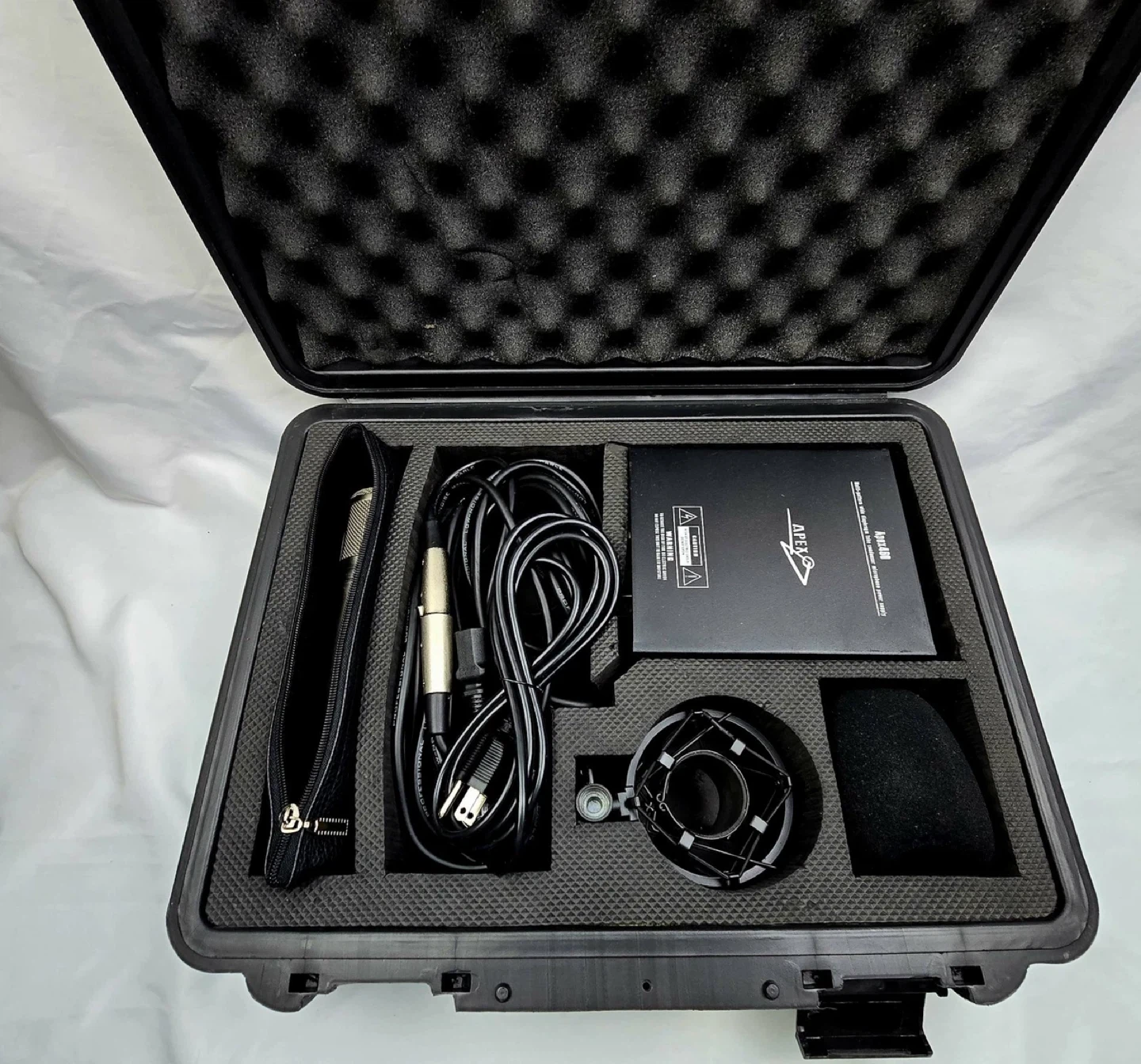 Apex460 Large Diaphragm Condenser Microphone Kit with Case