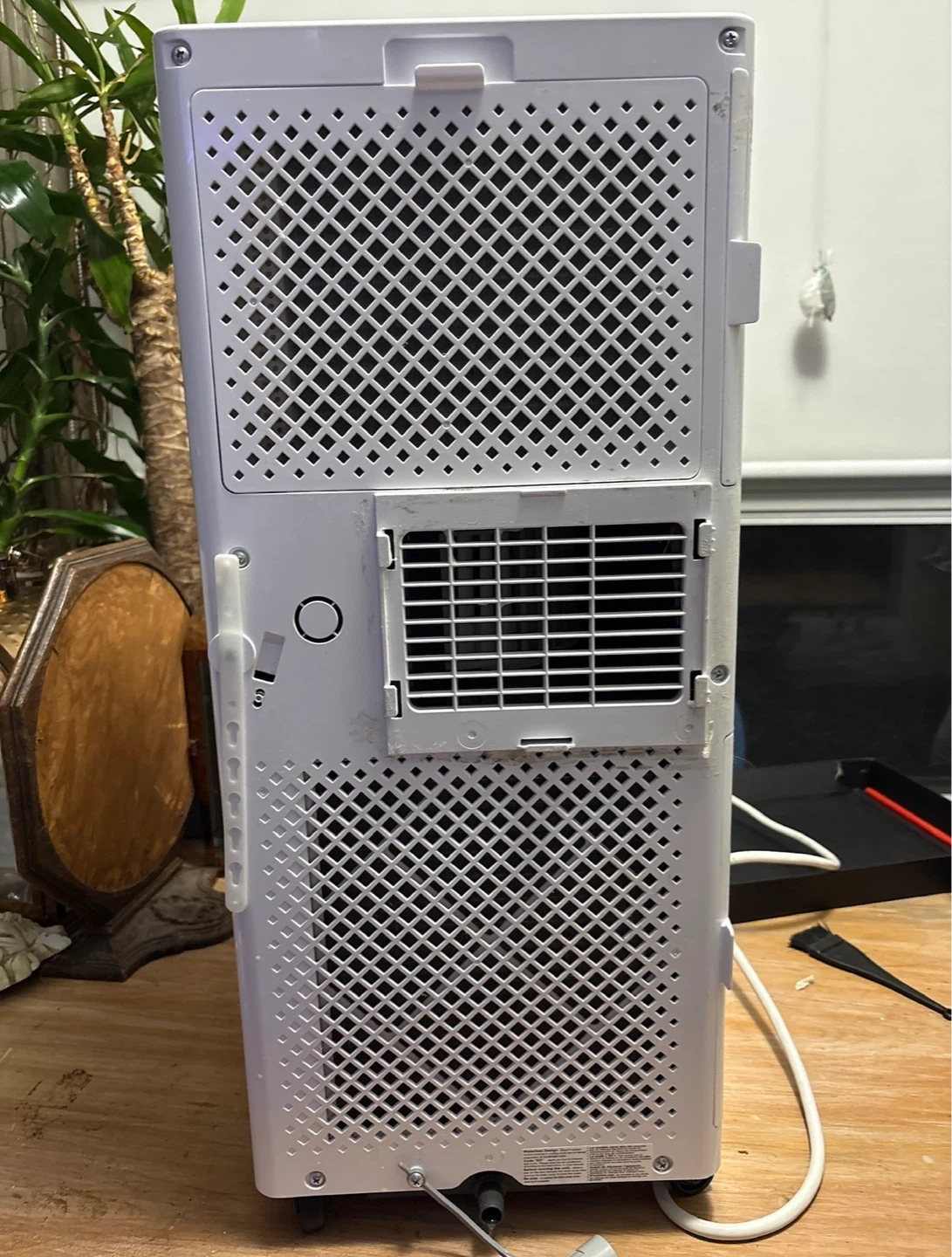 10,000 BTU Hisense Portable Air Conditioner - photo 2