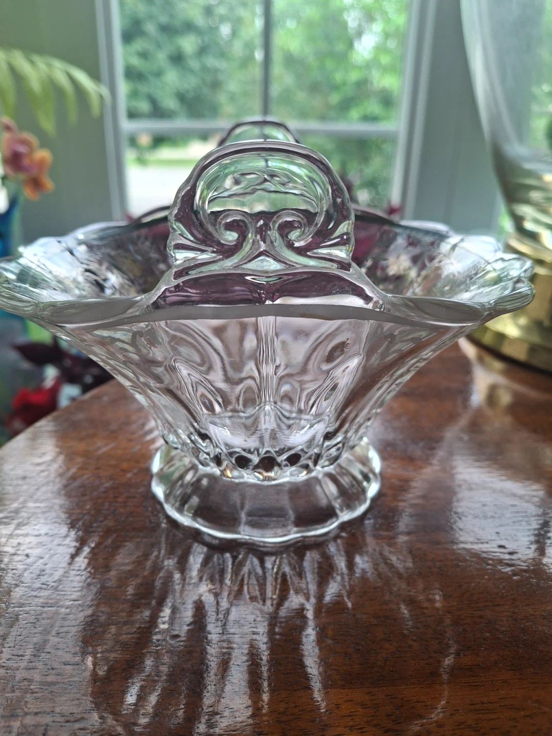 Small glass bowl with handles and silver detail - photo 3
