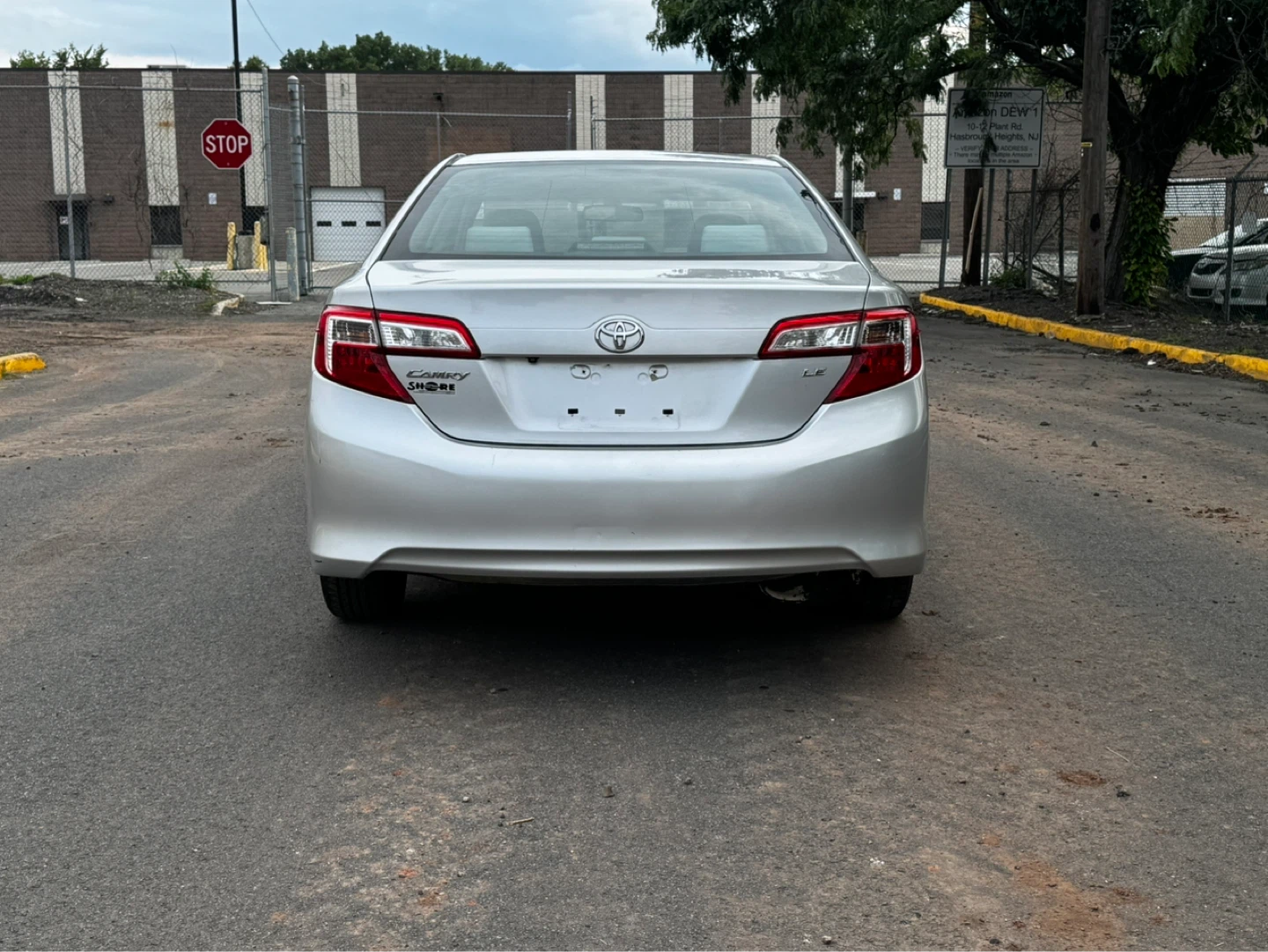 2014 Toyota Camry LE Sedan - photo 3