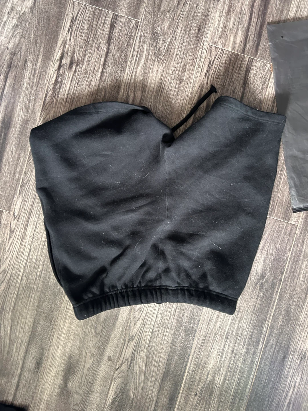 Fear of God Essentials Black Sweatshorts - photo 5