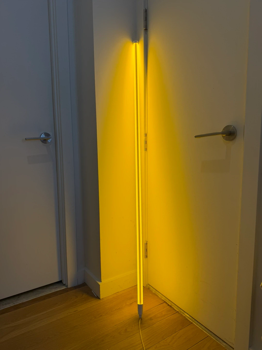 HAT Yellow Neon Tube Floor Lamp - photo 4