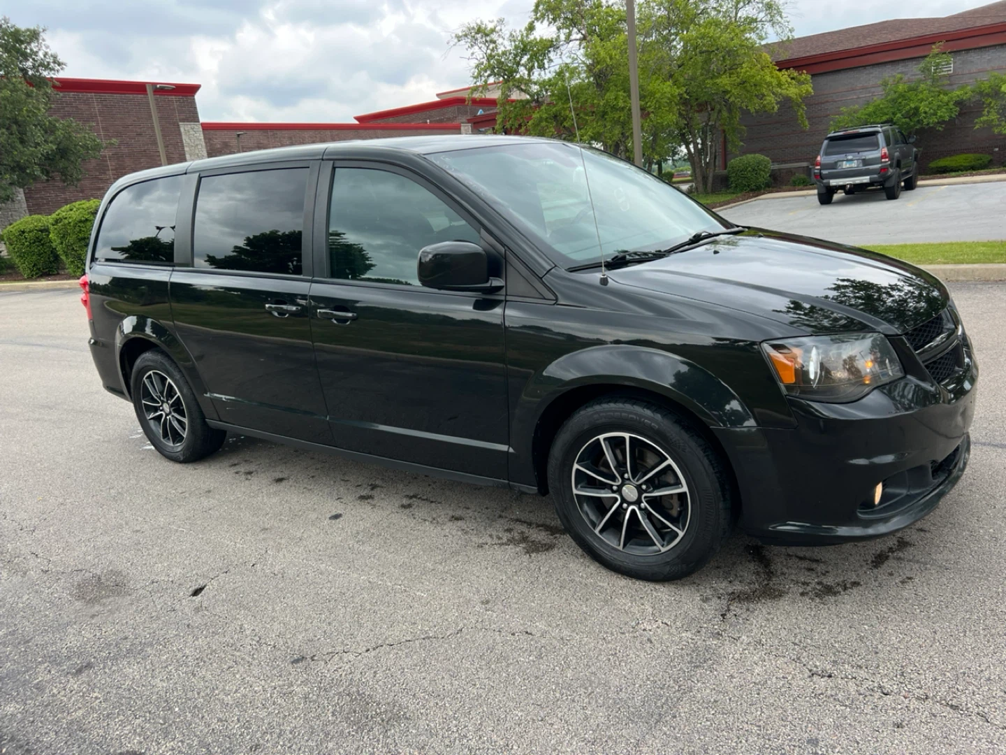 Black Dodge Grand Caravan SXT Minivan - photo 2