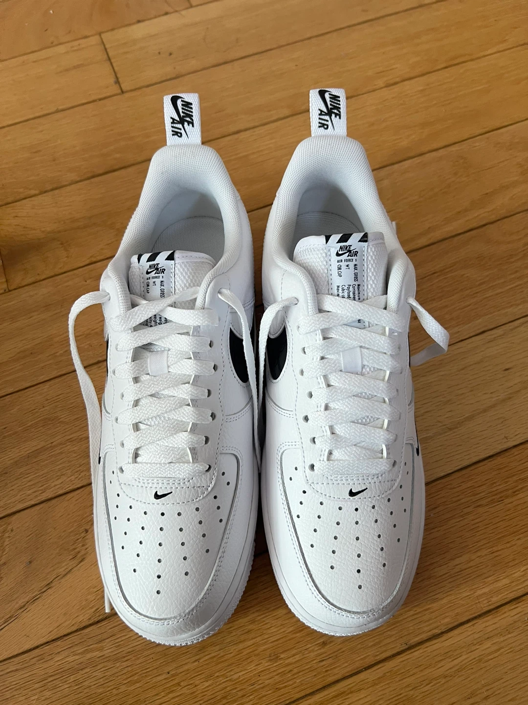 RARE White Nike Air Force 1 LV8 Reflective Woosh - photo 2