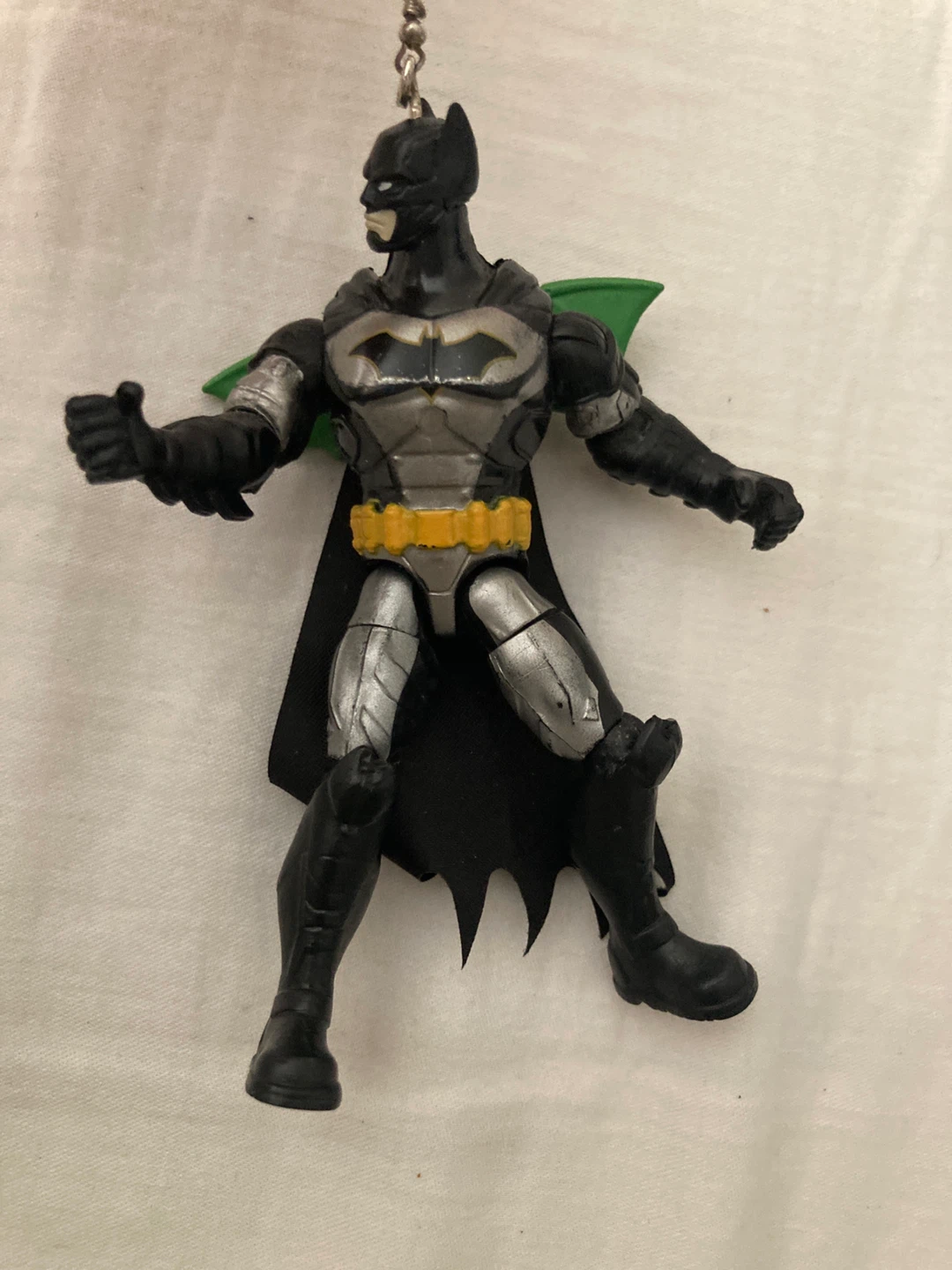 dc batman action figure keychain (adjustable) - photo 3