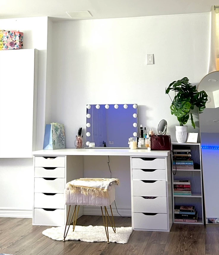 White Vanity Desk with Drawers and Light-Up Mirror