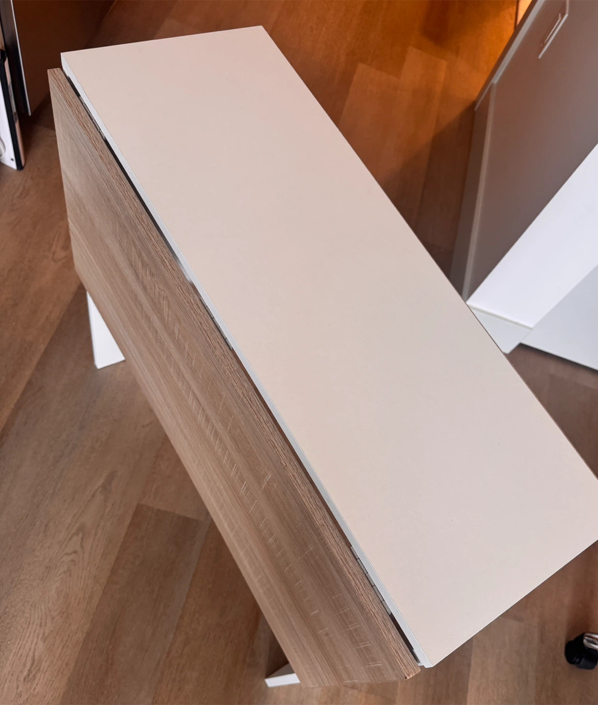 Drop Leaf Dining Table - photo 3