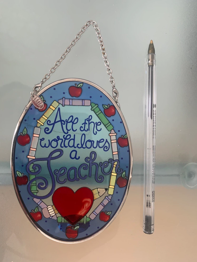 Hand-Painted "All the world loves a Teacher" - photo 3