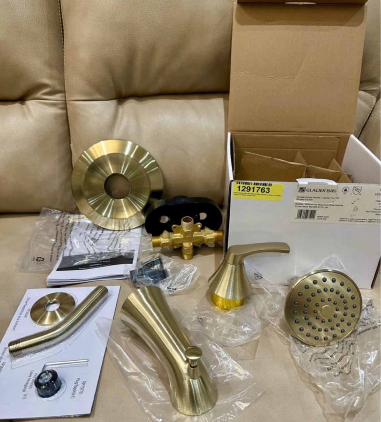 New Glacier Bay Tub and Shower Faucet Set - Matte Gold
