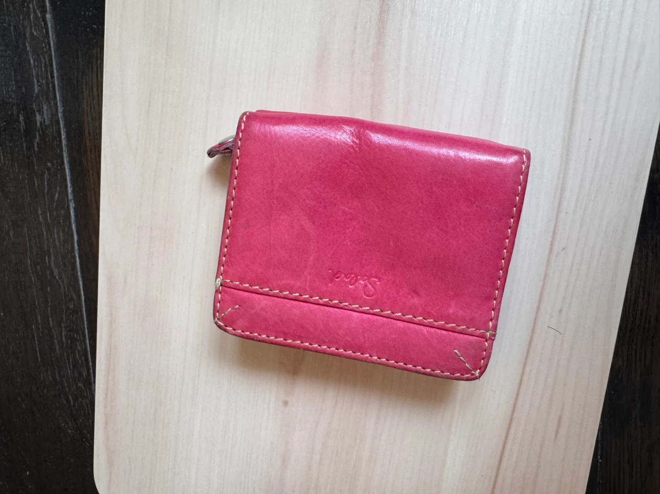 Vintage Pink Leather Bifold Wallet - photo 2