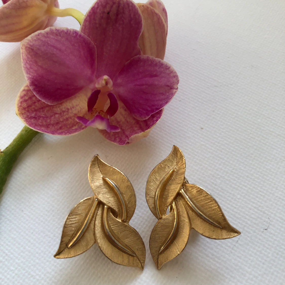 Crown Trifari Leaf Clip-On Earrings