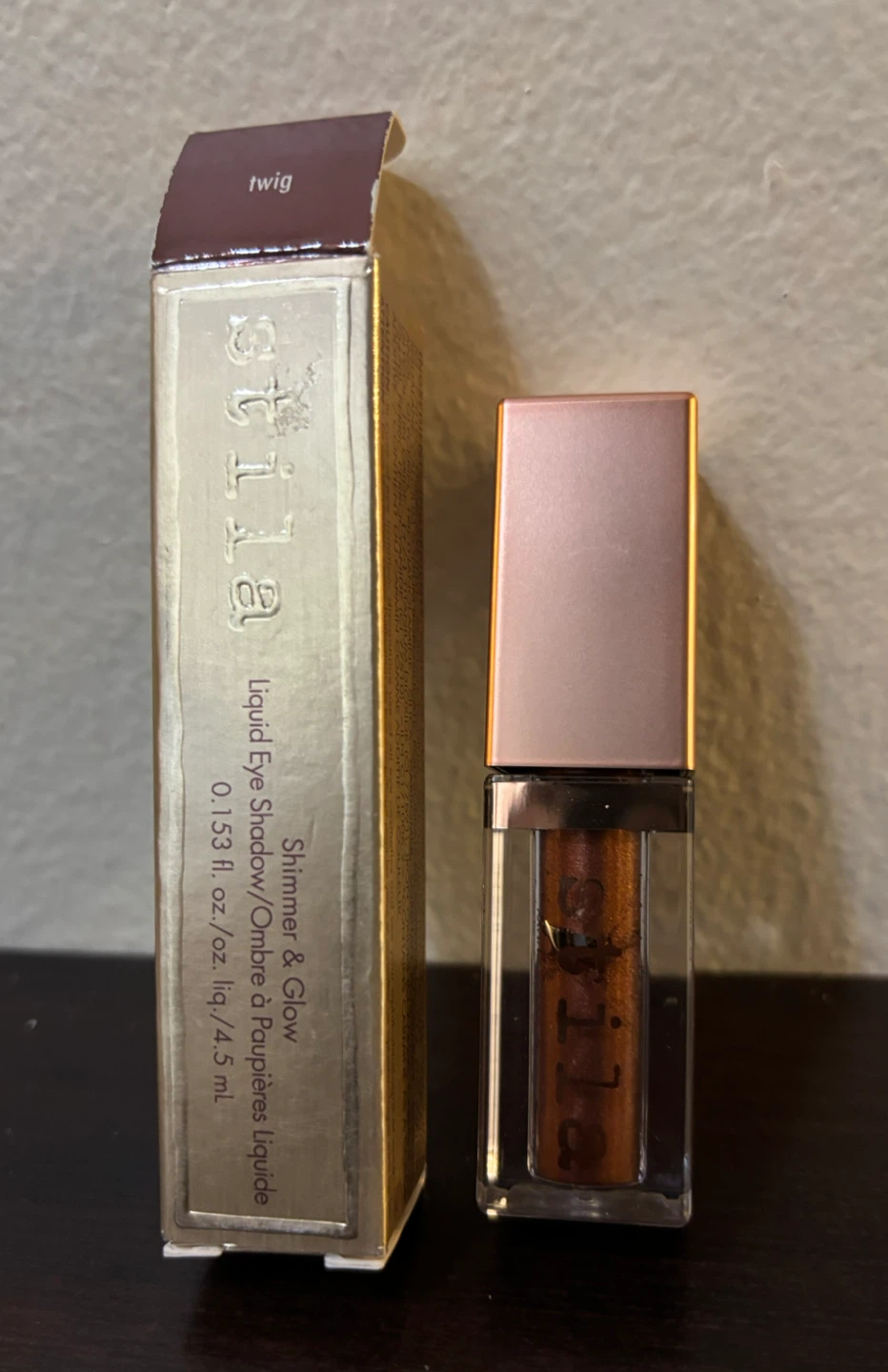 NEW-Stila Shimmer & Glow Liquid Eye Shadow - Twig