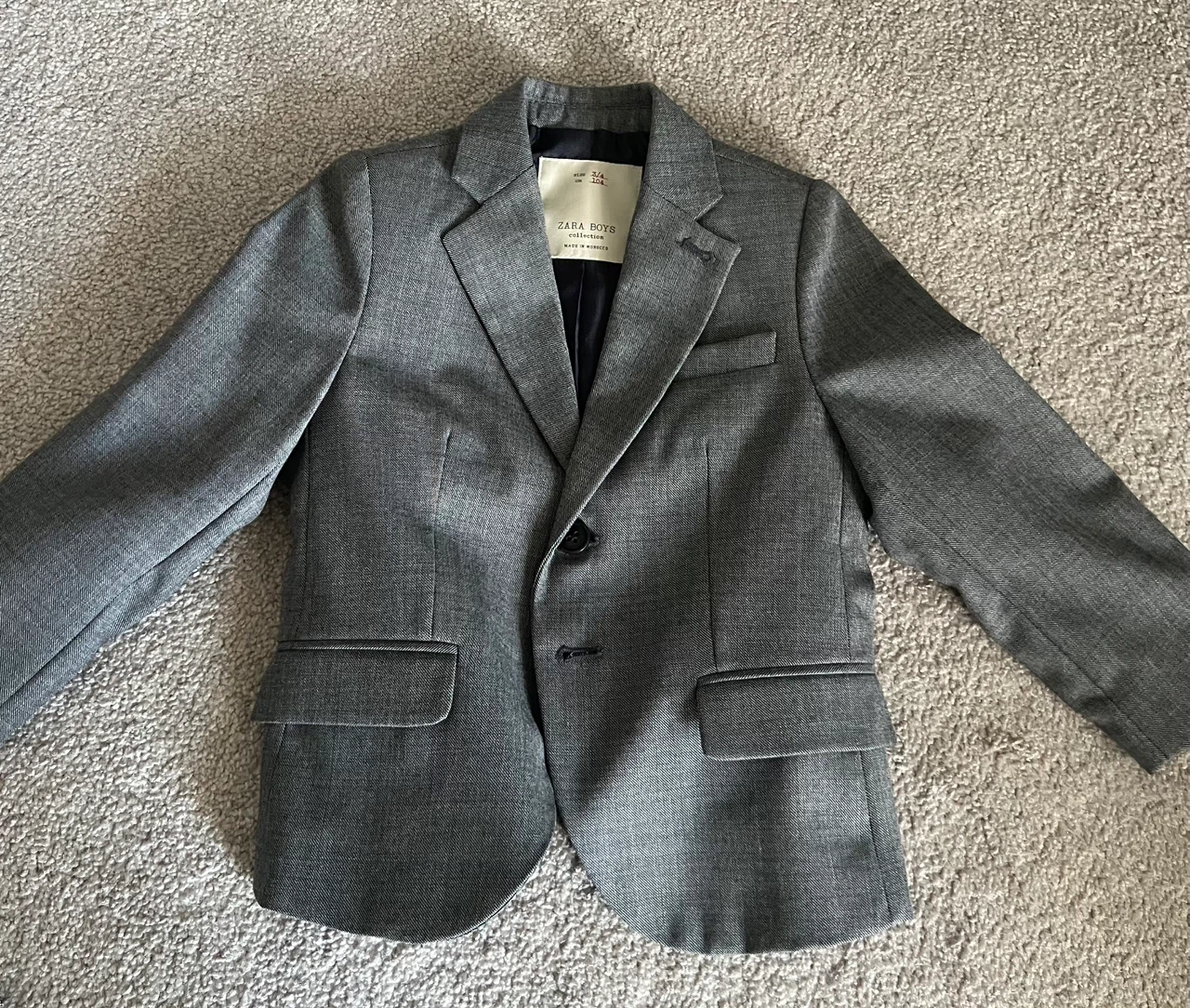 Zara Collection Boys Grey Suit with Tie - Size 3