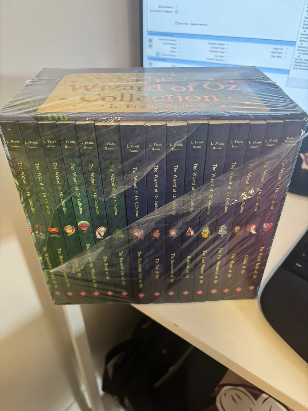 The Wizard of Oz Collection Box Set by L. Frank Baum - photo 2