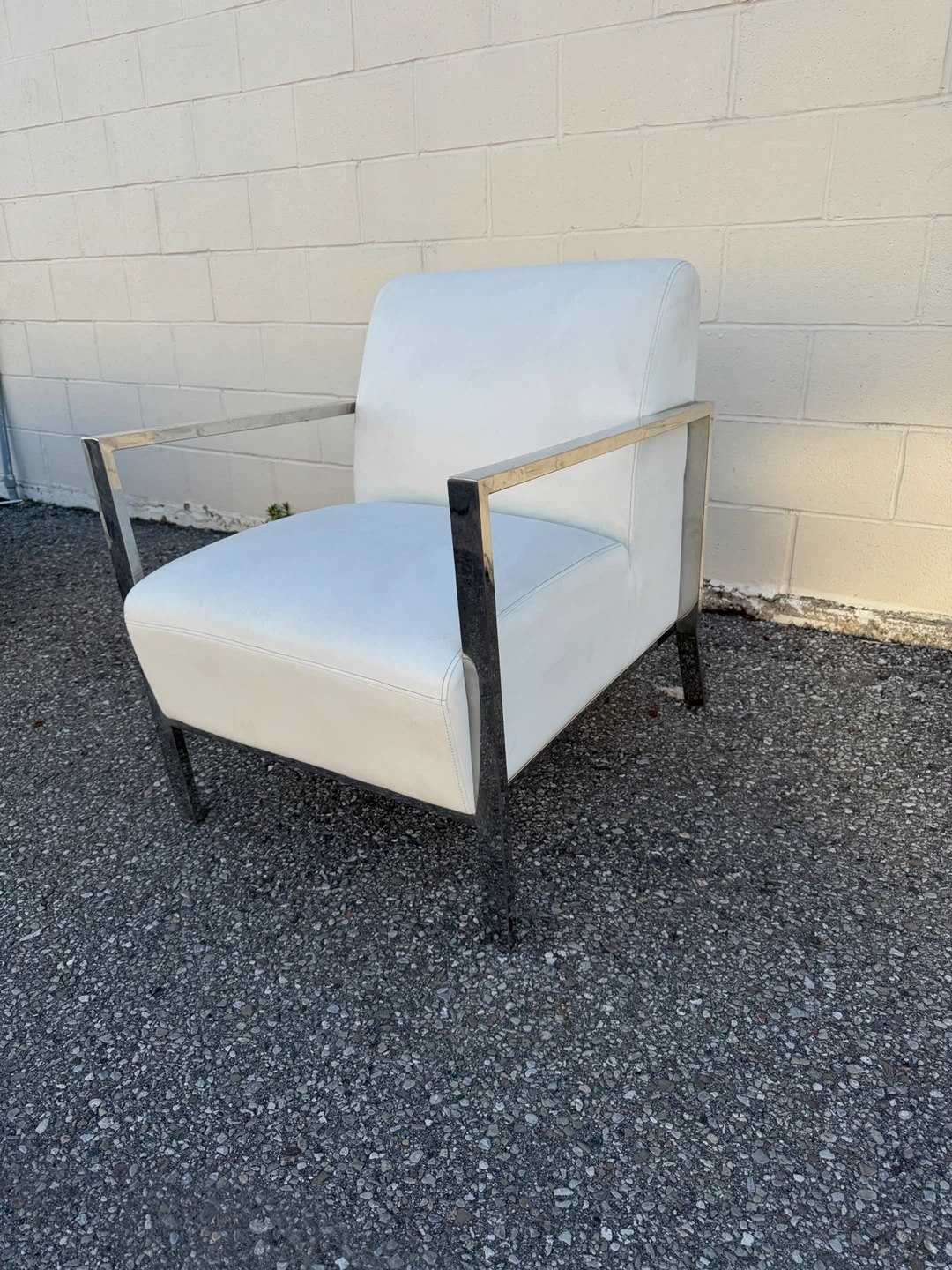 Modern White Accent Chair – Chrome Frame