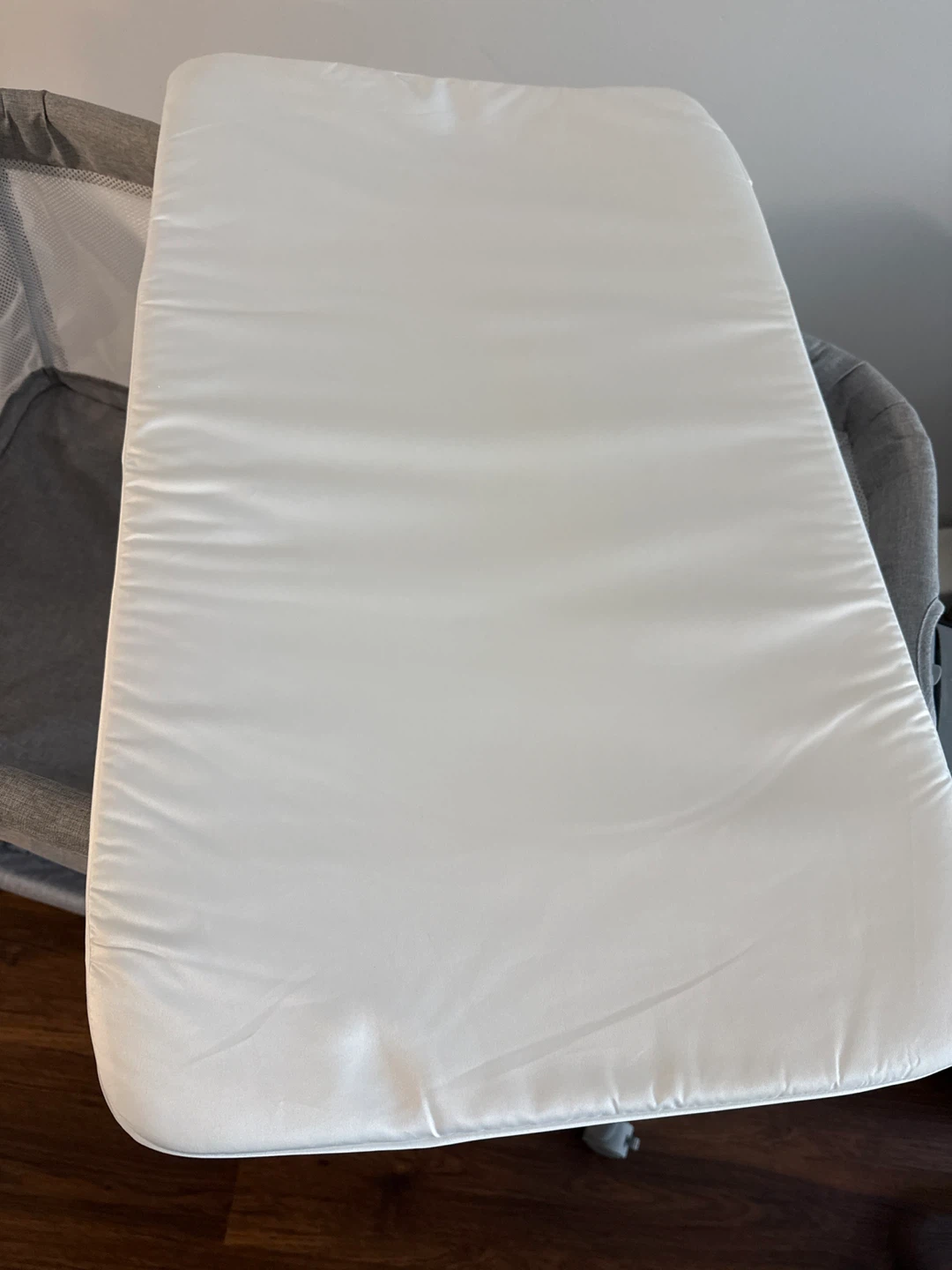 Portable Bassinet with Mattress and Bedding - photo 2