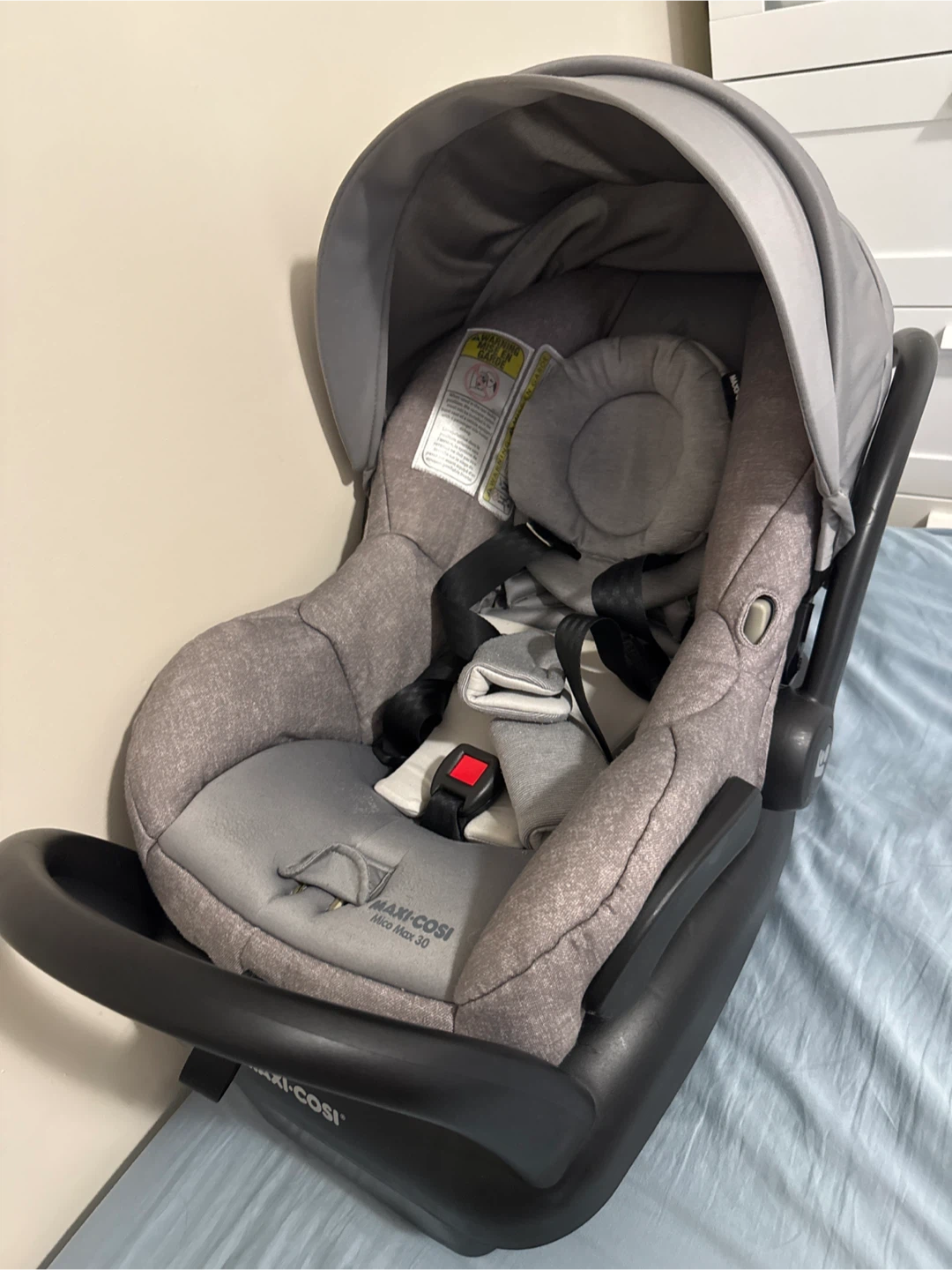 Maxi-Cosi Mico Max 30 Infant Car Seat Gray