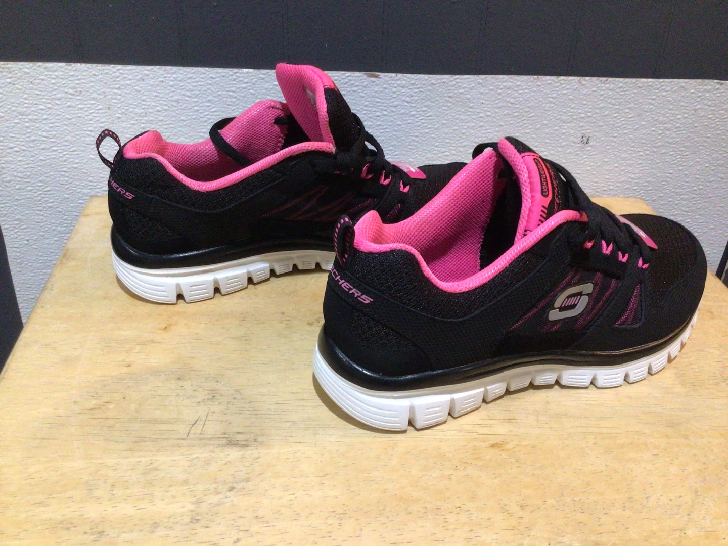 Gym shoes… for women - photo 4