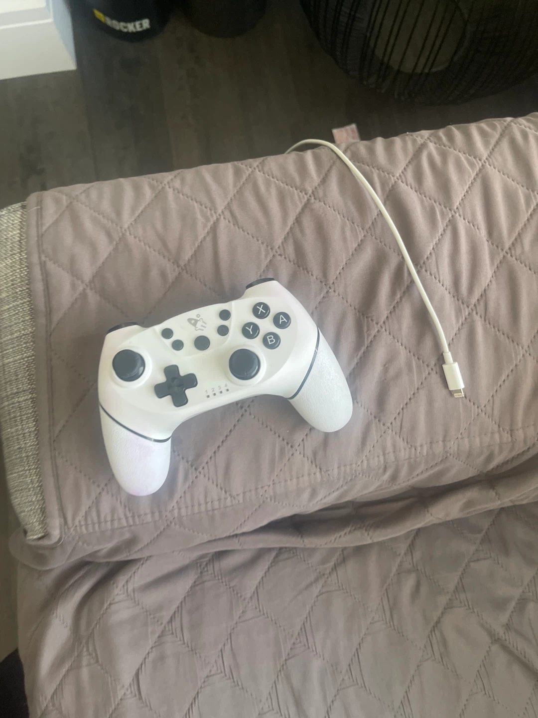 White Nintendo  Gaming Controller