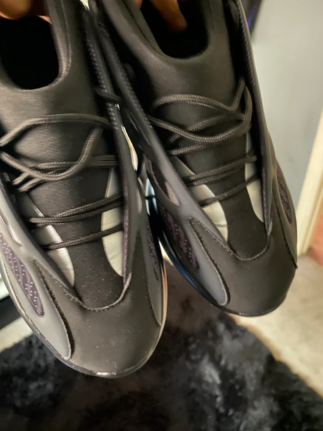 Adidas Yeezy 700 V3 "Mono Clays" Sneakers - photo 3