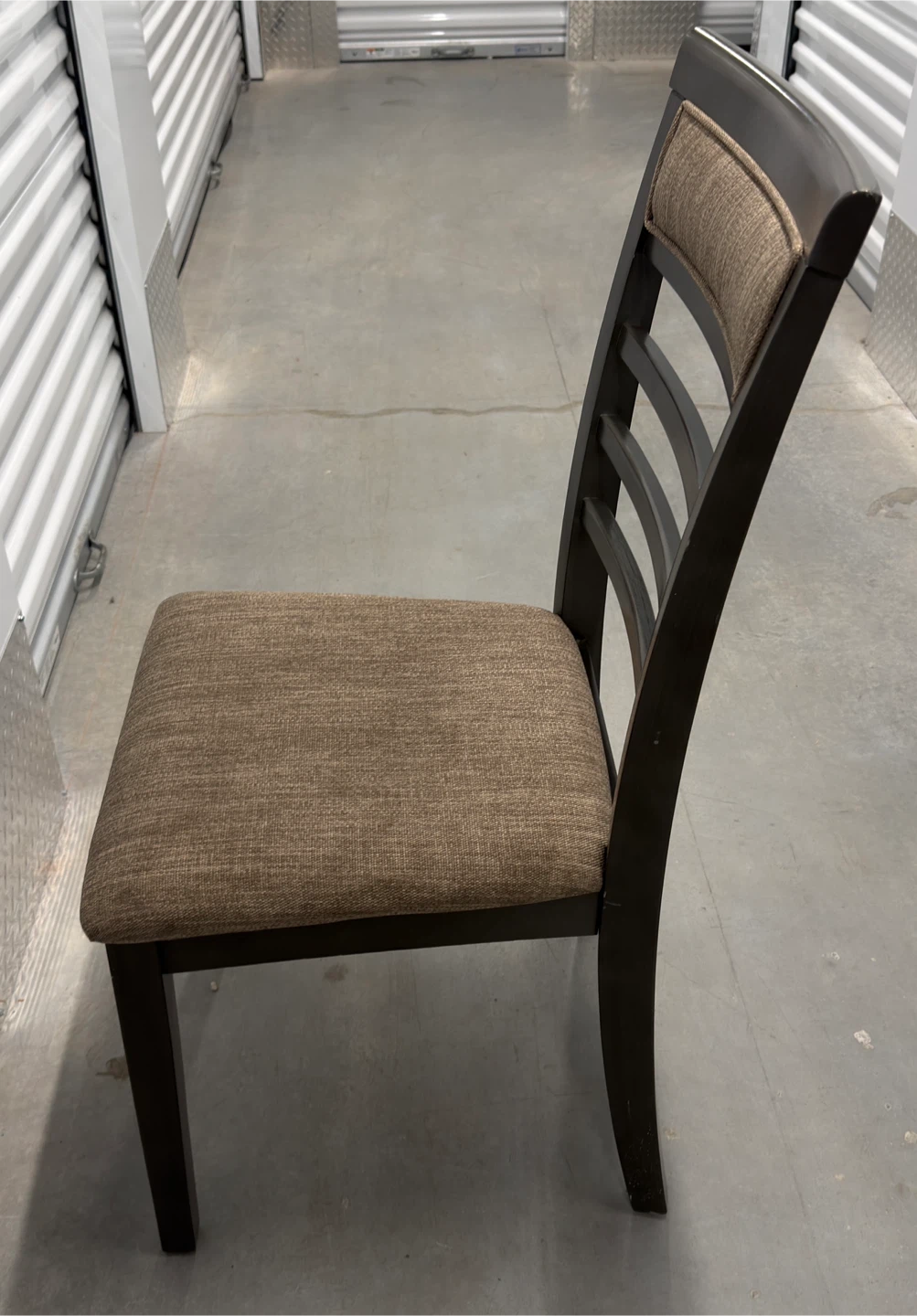 Set of 4 Modern Upholstered Dining Chairs - photo 3