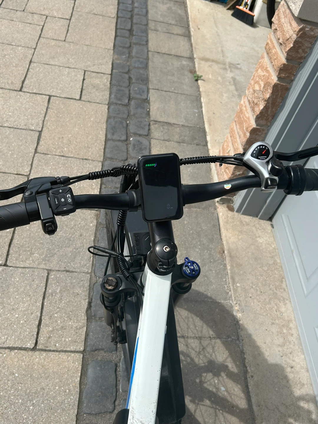 White Taurus 26 inch Electric Fat Bike - photo 2