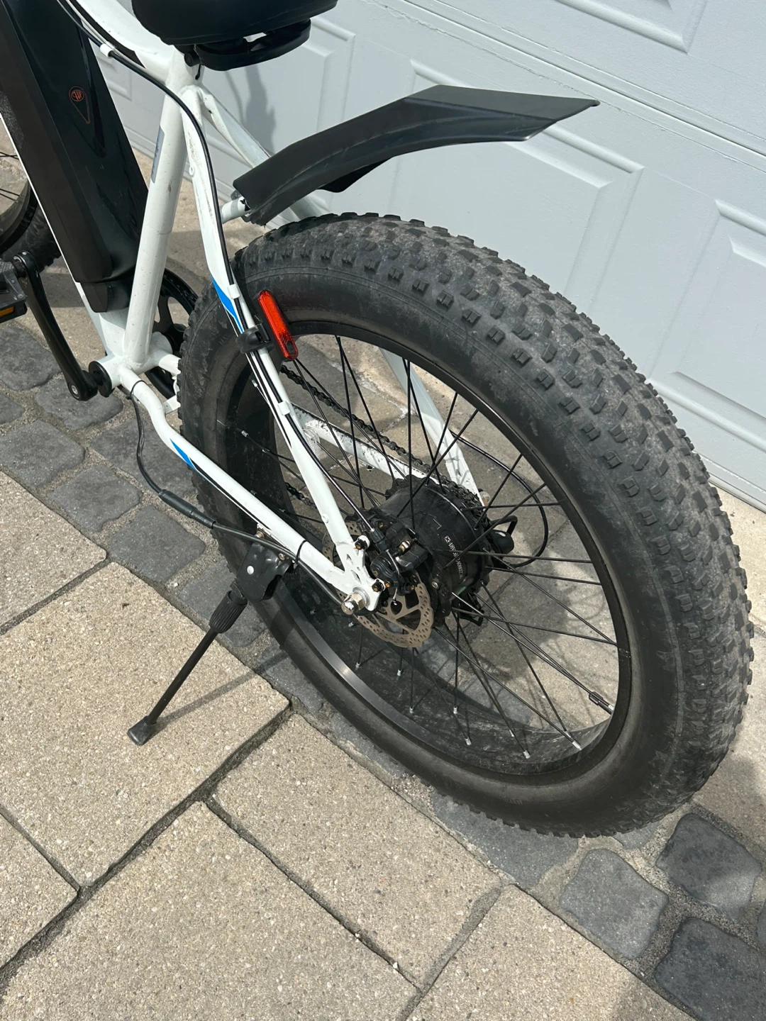 White Taurus 26 inch Electric Fat Bike - photo 3