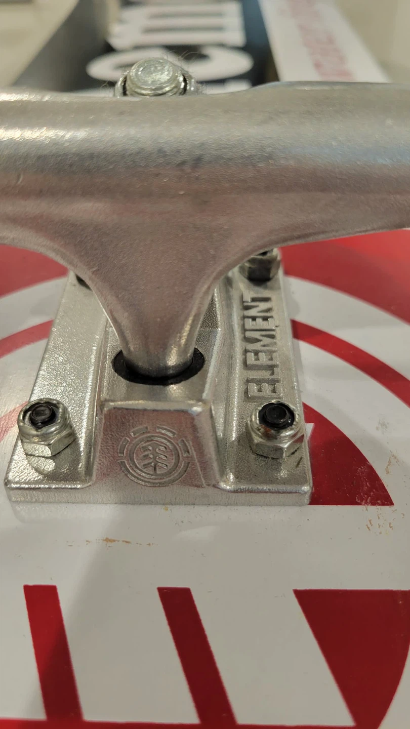 Element Skateboard - photo 4