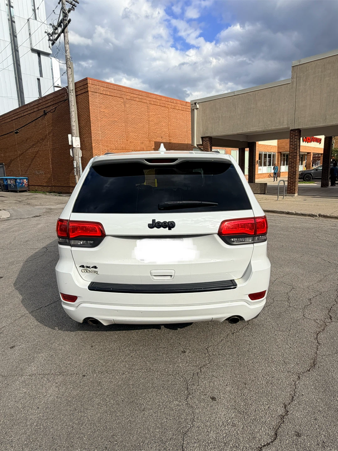2014 White Jeep Grand Cherokee SUV - photo 2