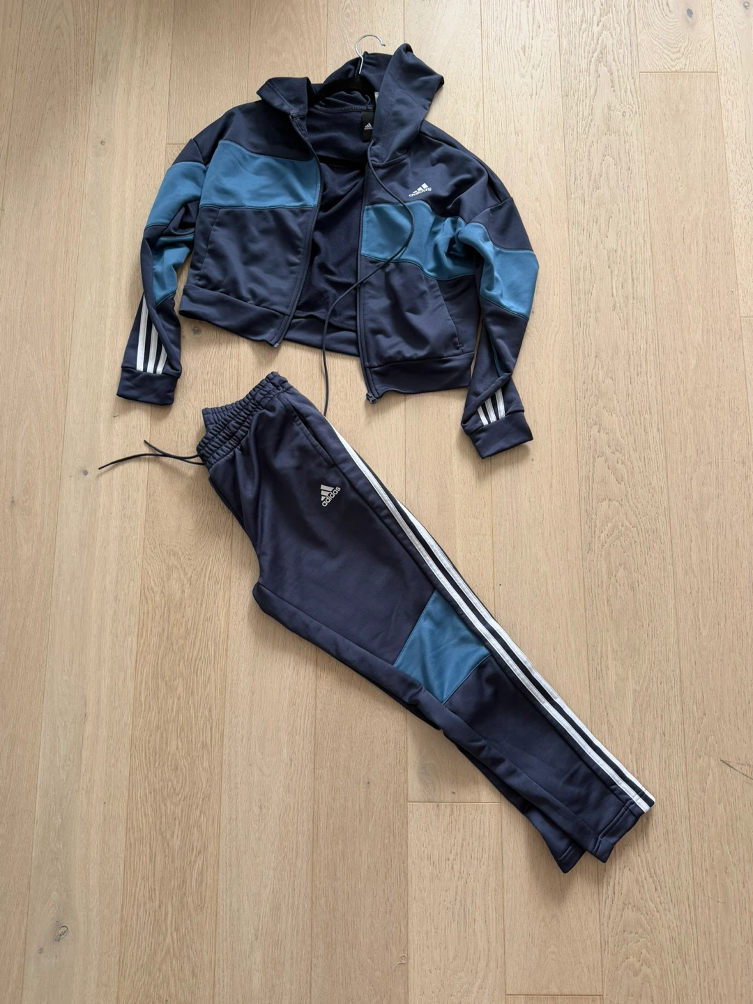 Adidas Tracksuit Set