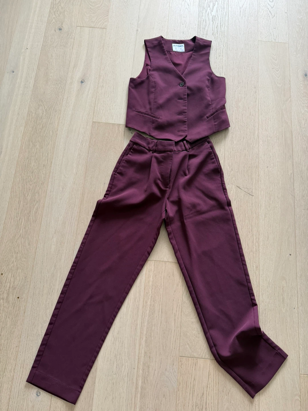 Old Navy Burgundy Suit Set - Blazer, Vest & Pants - photo 2