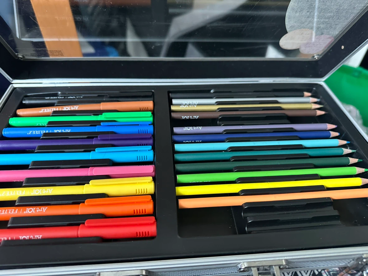 Art 101 Deluxe Color-Doodle Case - photo 2