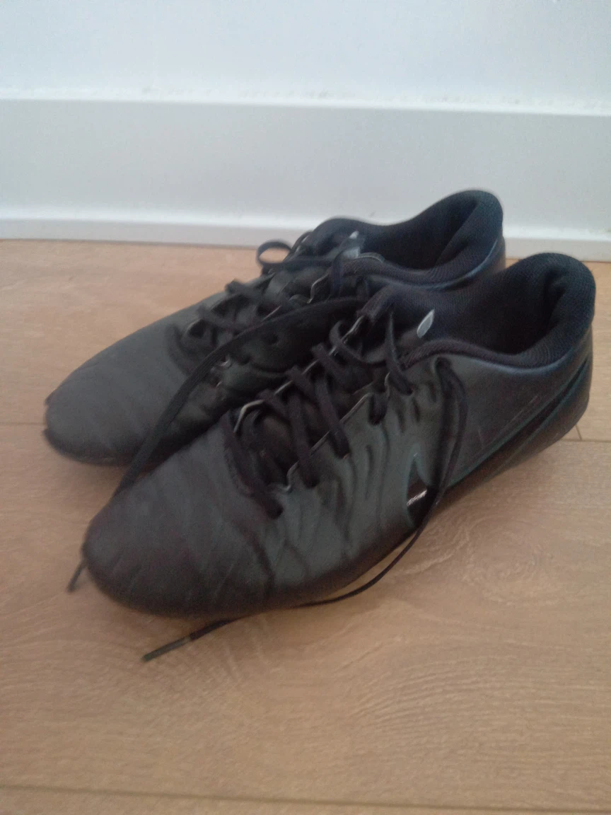 Black Nike Soccer Cleats - photo 3