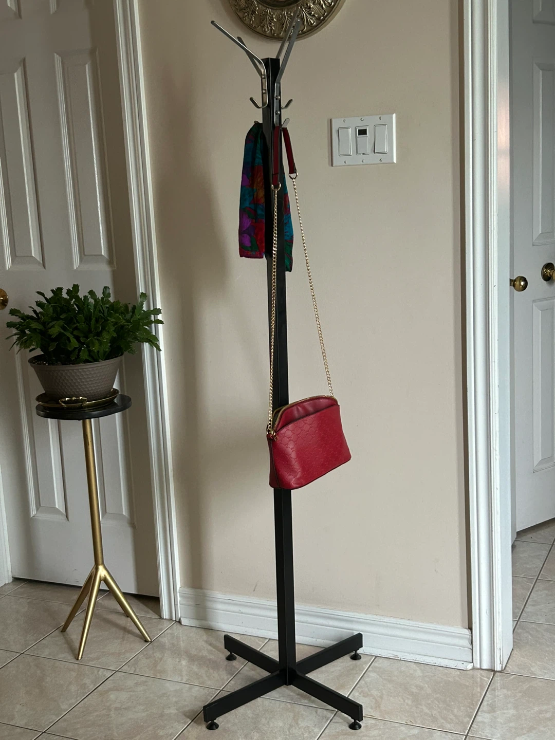Black Metal Coat Rack - photo 4