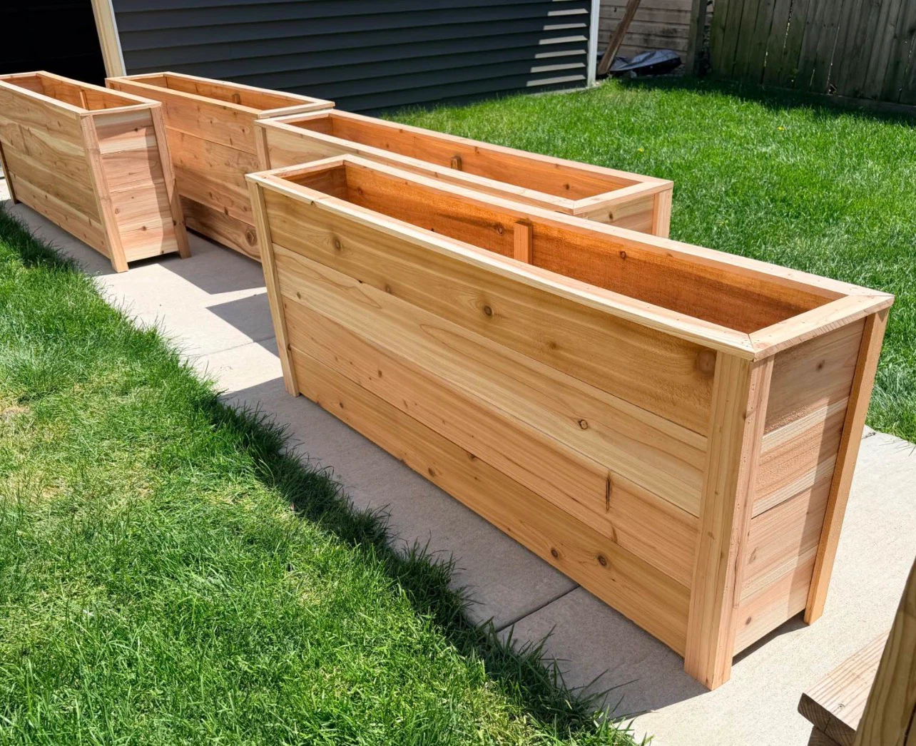 Single Rectangular cedar or Douglas fir pine planter - photo 2
