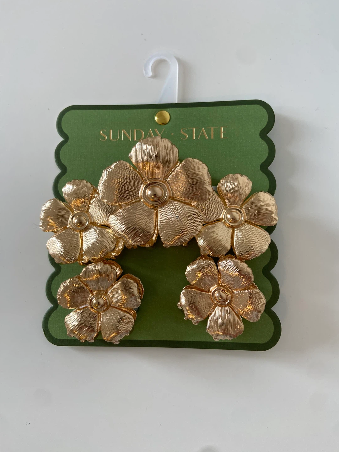 Sunday State Gold Flower Hair three  Clips Set - photo 4